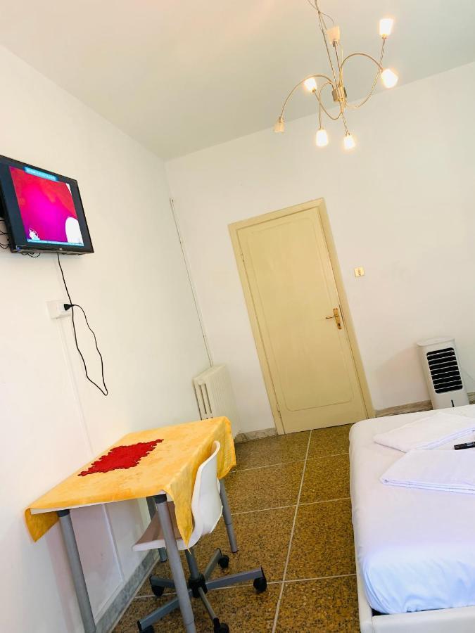 Pearl Pisa Guest House Exterior foto